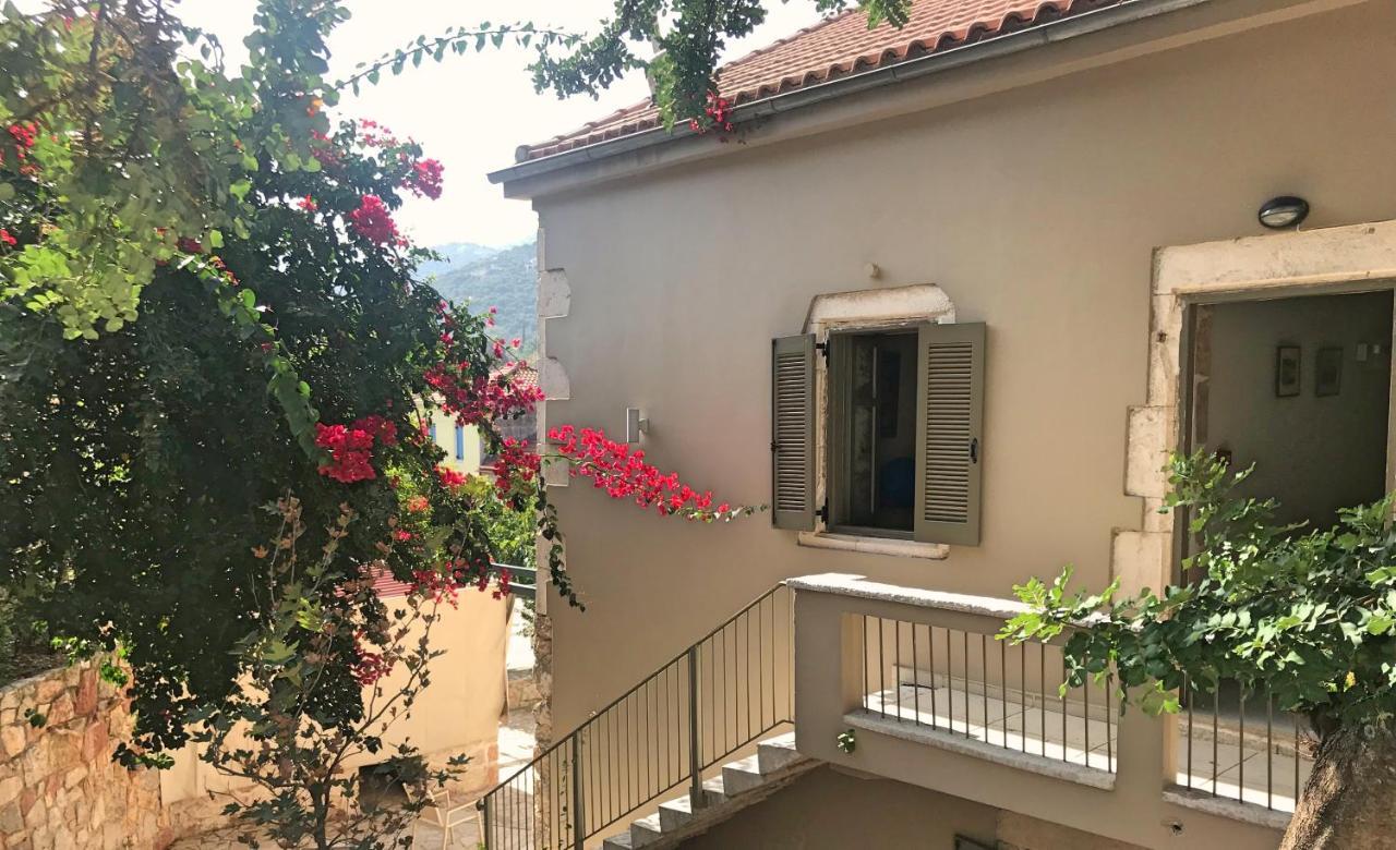 Alicelia Boutique Inn Vathy  Exterior photo